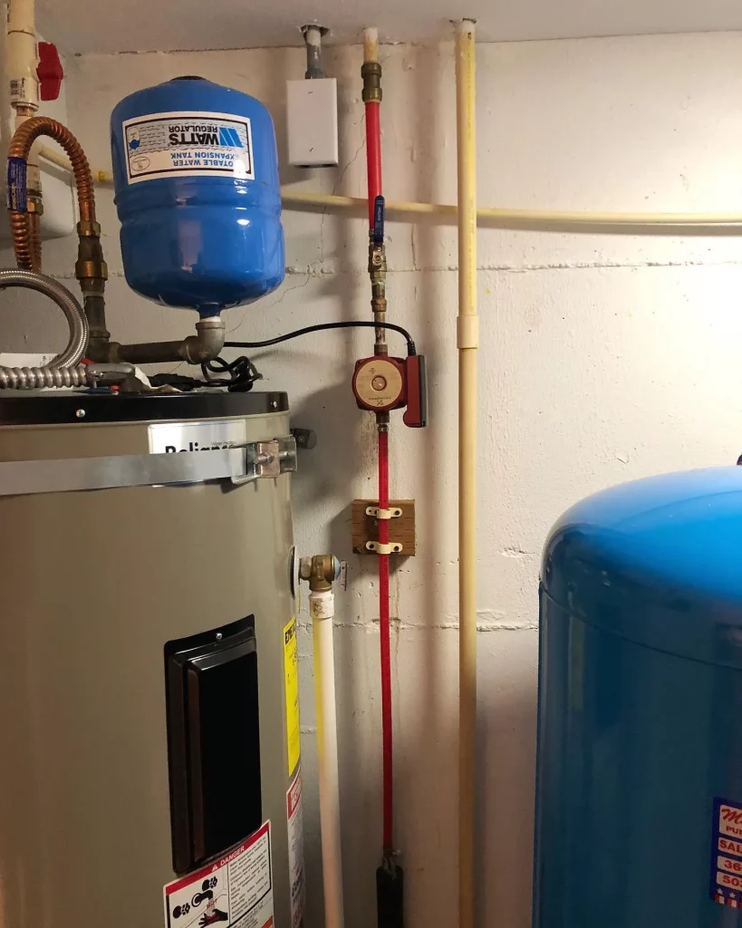 How Does a Heat Pump Water Heater Work?
